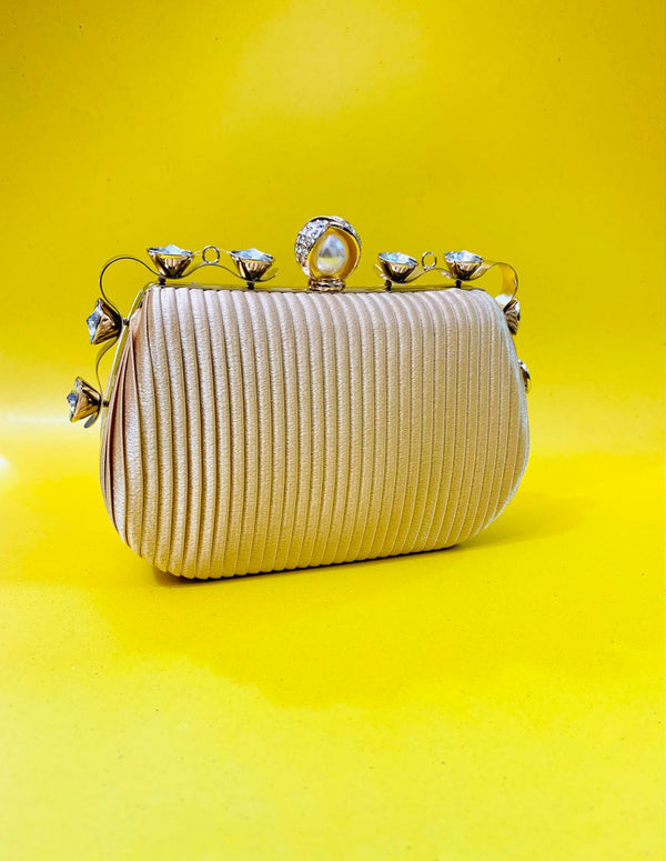 Fancy Clutch-1005 (Golden)